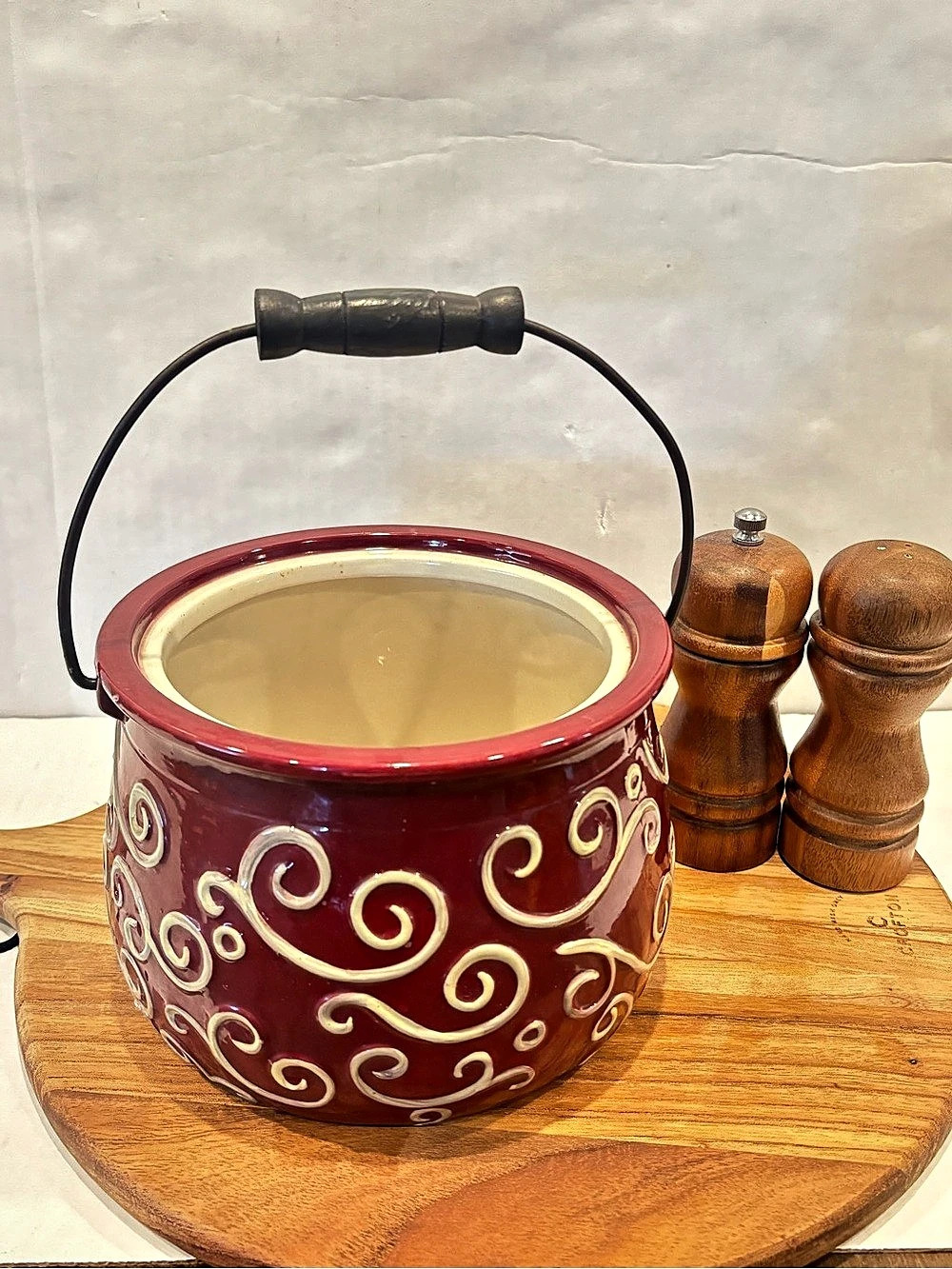 Decorative Ceramic Kitchen Crock Red & Cream